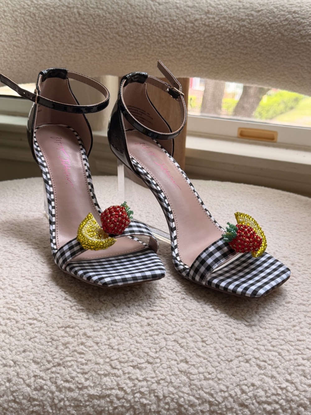 New Betsy Johnson heels sandals fruit and plaid